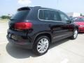 Deep Black Metallic - Tiguan SE Photo No. 2