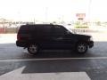 2003 Black Clearcoat Ford Expedition XLT  photo #6