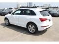 Ibis White - Q5 3.2 FSI quattro Photo No. 7