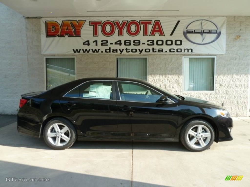 2012 Camry SE - Attitude Black Metallic / Black photo #1