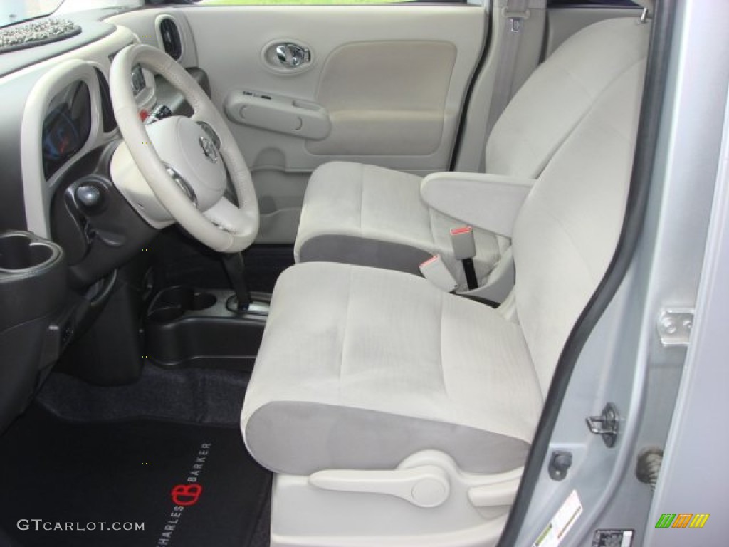 Light Gray Interior 2011 Nissan Cube 1 8 S Photo 65700402