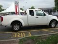 Avalanche White - Frontier XE King Cab Photo No. 8