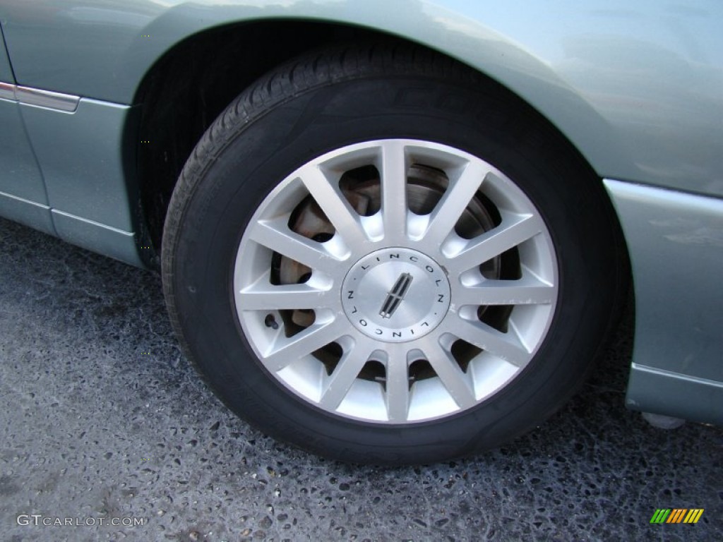 2006 Lincoln Town Car Signature Wheel Photo #65706098