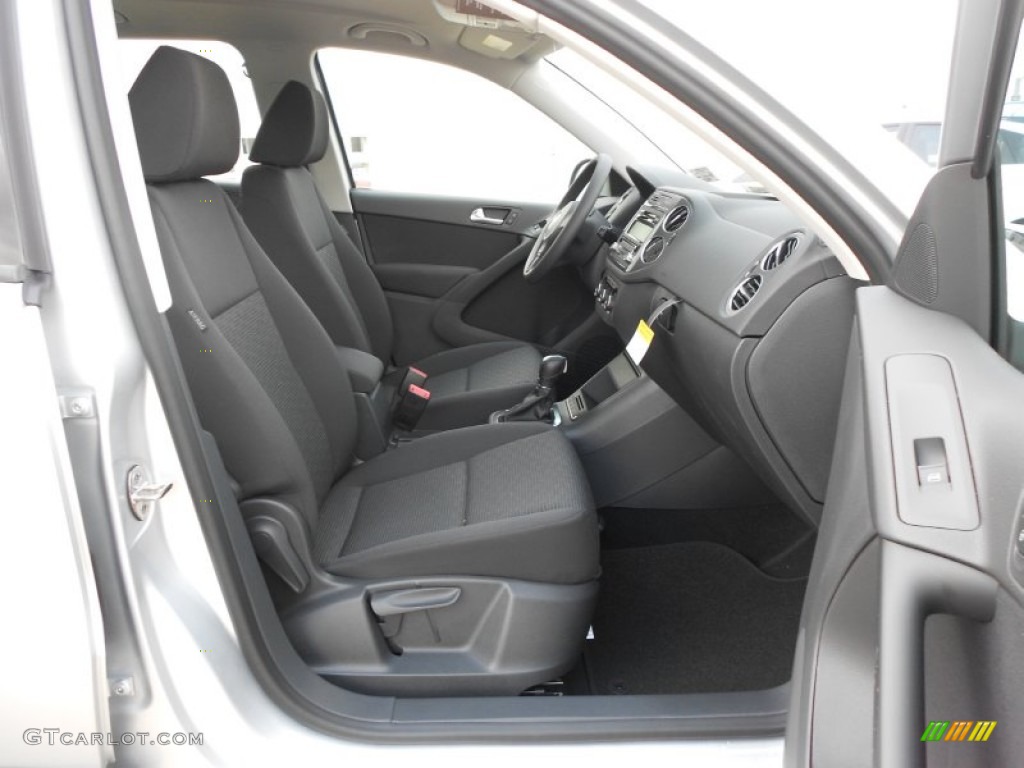 Black Interior 2012 Volkswagen Tiguan S Photo #65706368