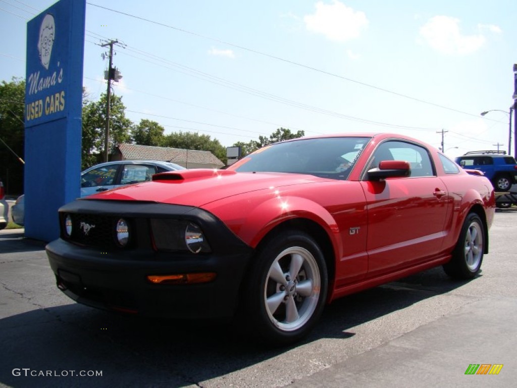 2007 Mustang GT Coupe - Torch Red / Dark Charcoal photo #4