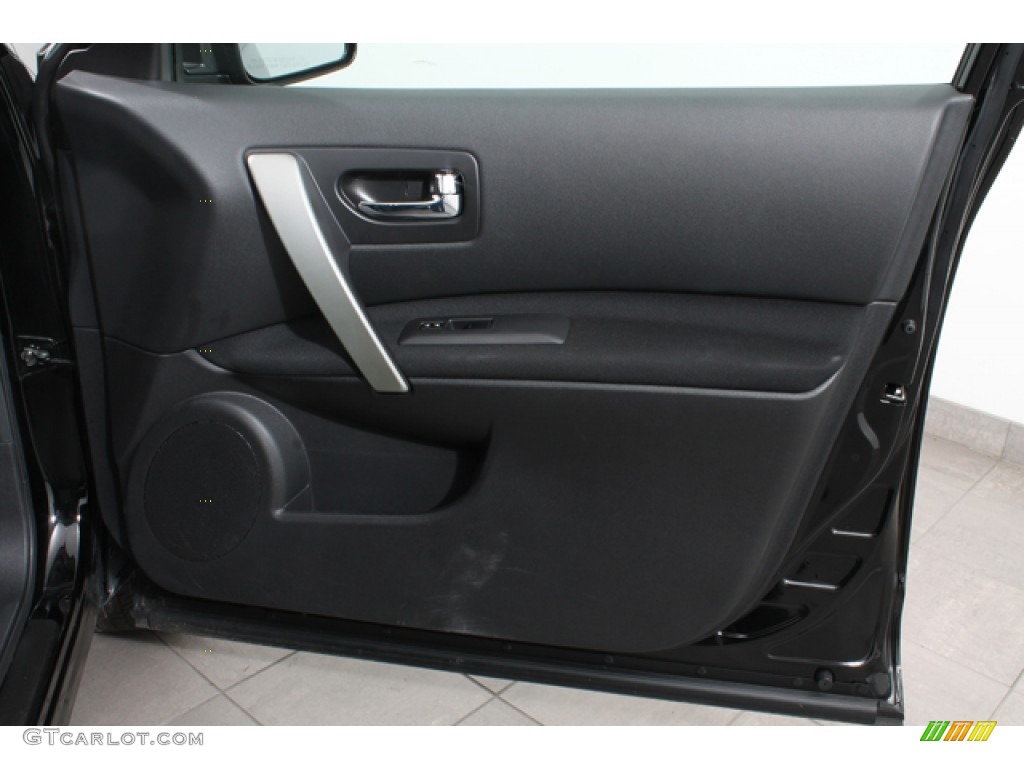 2010 Nissan Rogue AWD Krom Edition Black Door Panel Photo #65709177