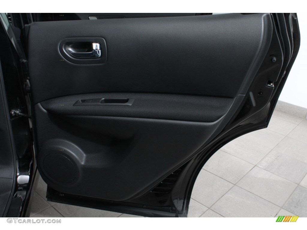2010 Nissan Rogue AWD Krom Edition Black Door Panel Photo #65709188