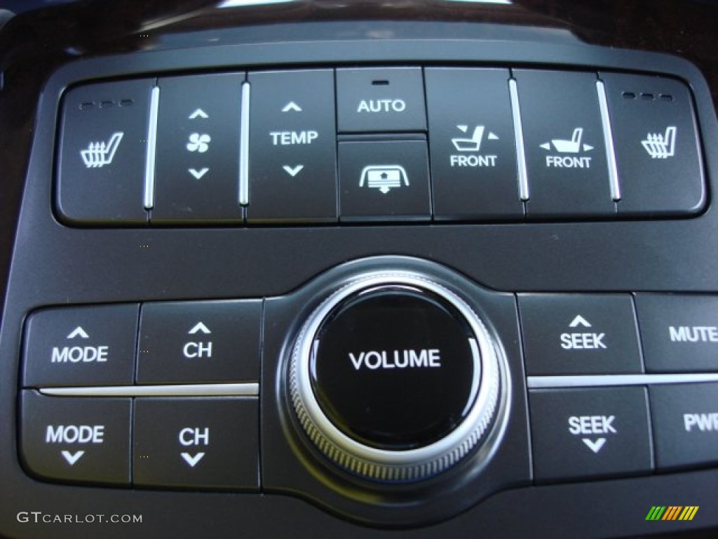 2012 Hyundai Equus Signature Controls Photo #65709562