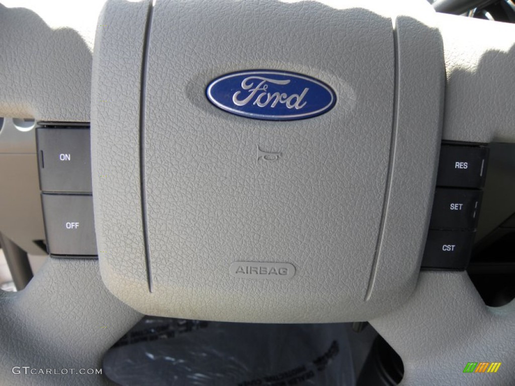 2004 F150 XLT SuperCab 4x4 - Oxford White / Black/Medium Flint photo #19
