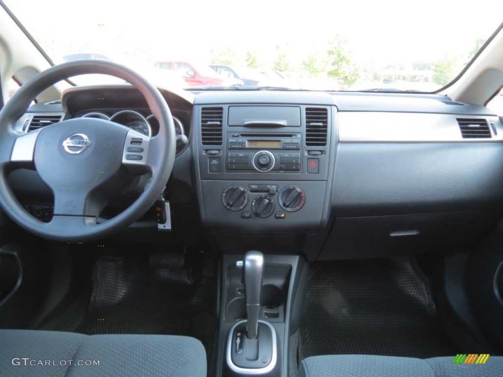 2011 Nissan Versa 1.8 S Hatchback Charcoal Dashboard Photo #65710739