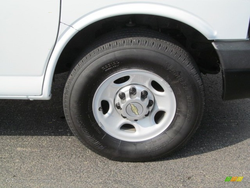 2012 Chevrolet Express 2500 Cargo Van Wheel Photo #65715731