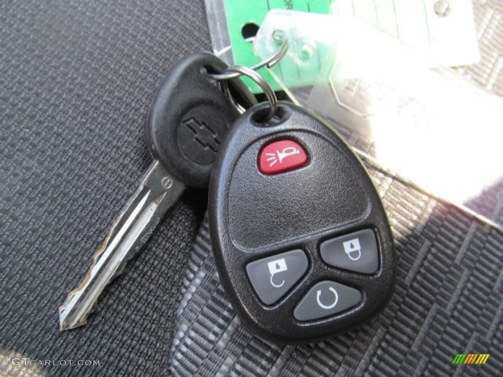 2009 Chevrolet HHR LS Keys Photo #65716862