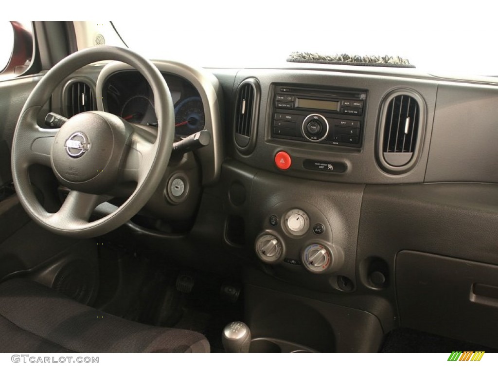 2009 Nissan Cube 1.8 S Black Dashboard Photo #65718254