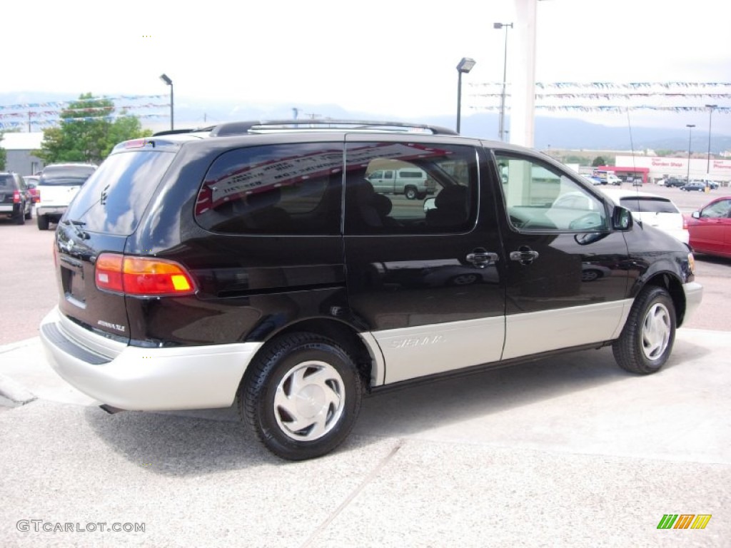 1998 Sienna XLE - Black / Gray photo #11