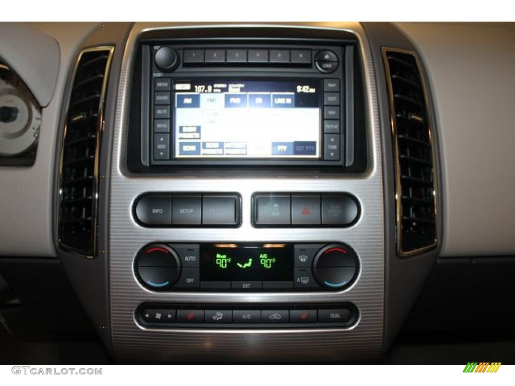 2007 Ford Edge SEL Plus AWD Controls Photo #65732026