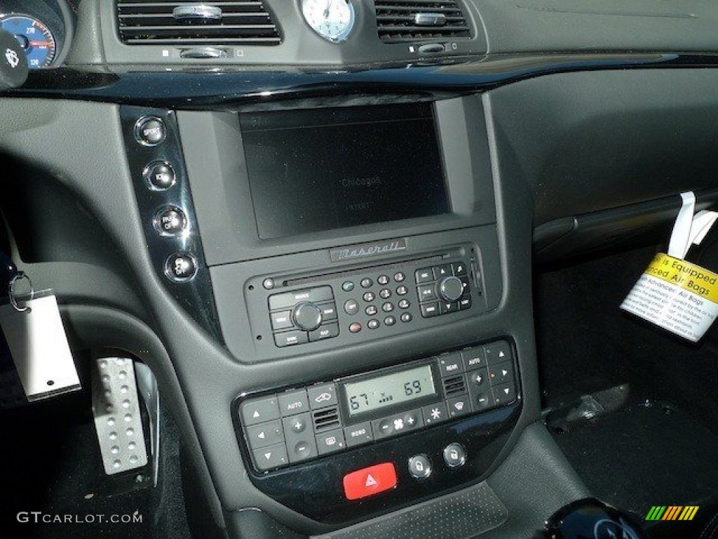 2012 Maserati GranTurismo Convertible GranCabrio Sport Controls Photo #65734104