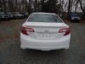 Super White - Camry SE Photo No. 6