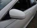 Super White - Camry SE Photo No. 13