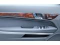 Black - E 350 Cabriolet Photo No. 11