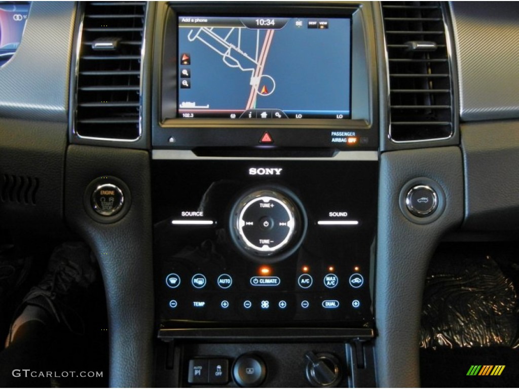 2013 Ford Taurus SHO AWD Controls Photo #65742994