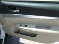 Satin White Pearl - Outback 2.5i Wagon Photo No. 13