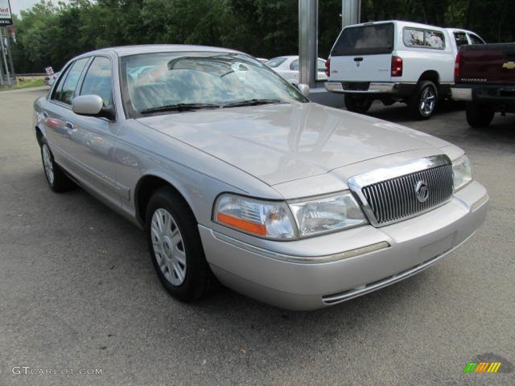 2004 Grand Marquis GS - Silver Birch Metallic / Medium Parchment photo #5