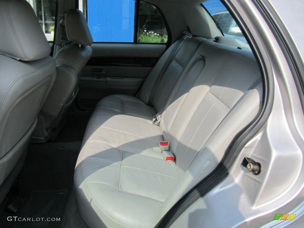 2004 Grand Marquis GS - Silver Birch Metallic / Medium Parchment photo #10