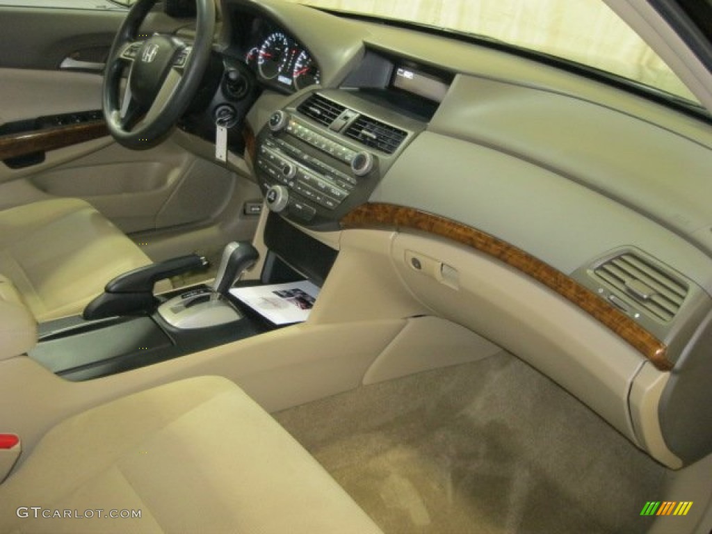 2009 Accord EX Sedan - Crystal Black Pearl / Ivory photo #31