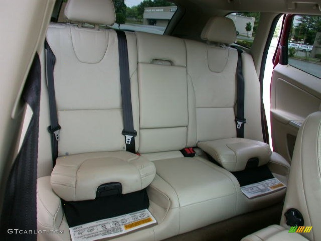 Sandstone Beige Interior 2011 Volvo XC60 3.2 AWD Photo #65753821