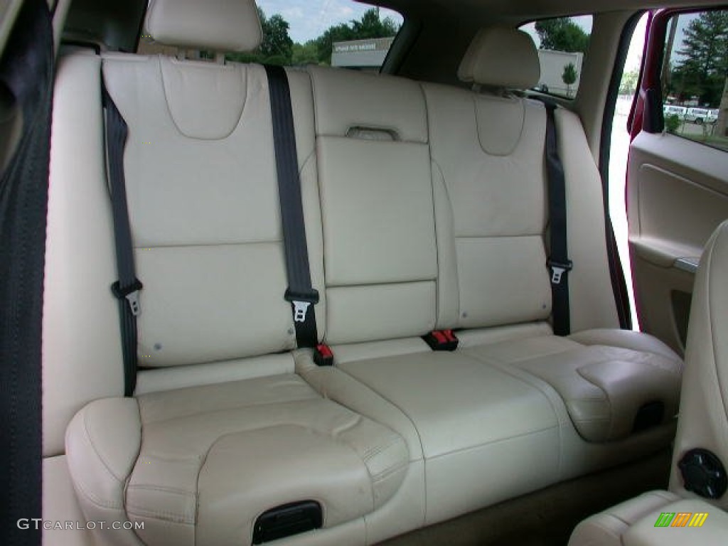 Sandstone Beige Interior 2011 Volvo XC60 3.2 AWD Photo #65753923