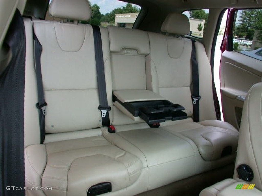 Sandstone Beige Interior 2011 Volvo XC60 3.2 AWD Photo #65753932