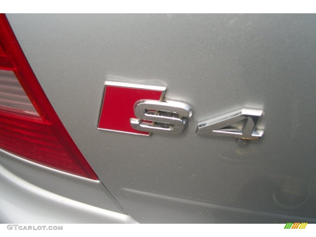 2001 Audi S4 2.7T quattro Sedan Marks and Logos Photos