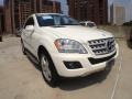 Arctic White - ML 350 4Matic Photo No. 4