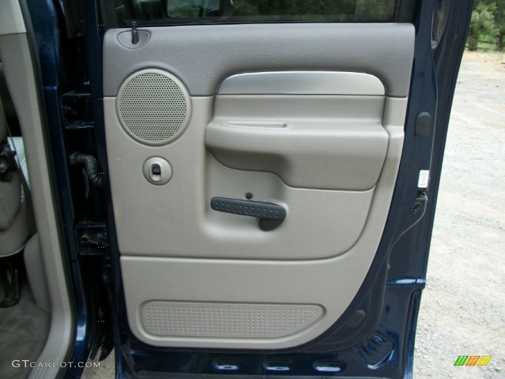 2005 Ram 3500 SLT Quad Cab 4x4 - Patriot Blue Pearl / Dark Slate Gray photo #29