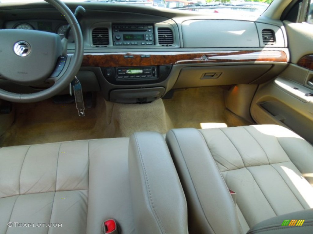 2009 Grand Marquis LS Ultimate Edition - Light Ice Blue Metallic / Light Camel photo #18