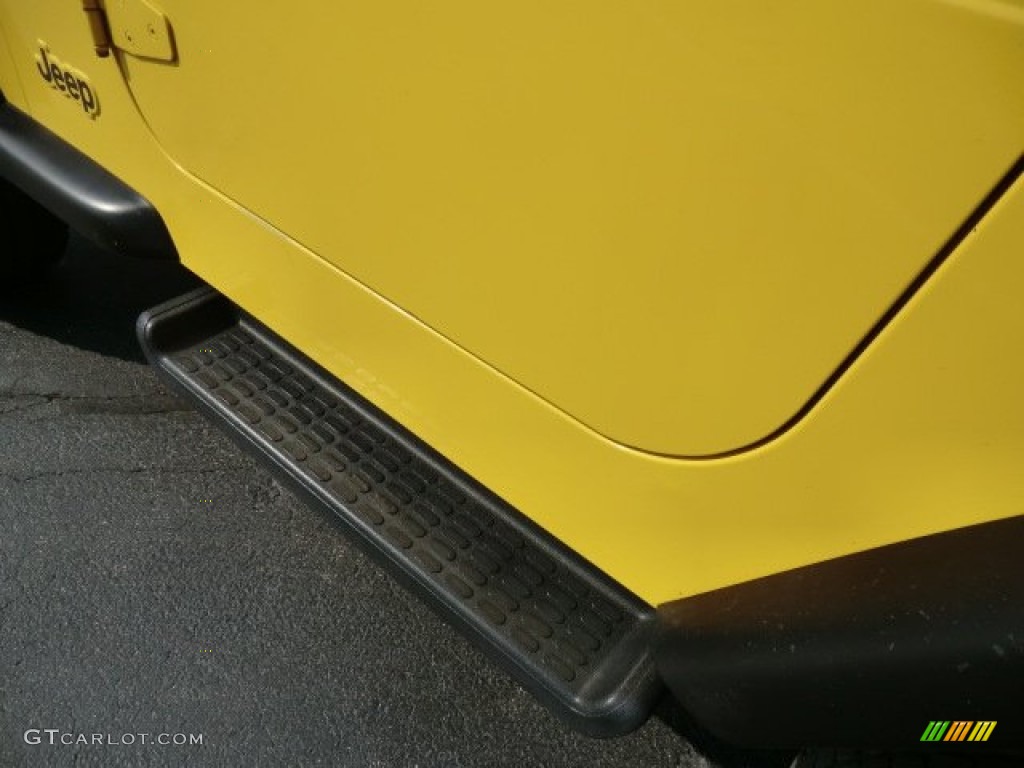 2002 Wrangler Sport 4x4 - Solar Yellow / Agate Black photo #10