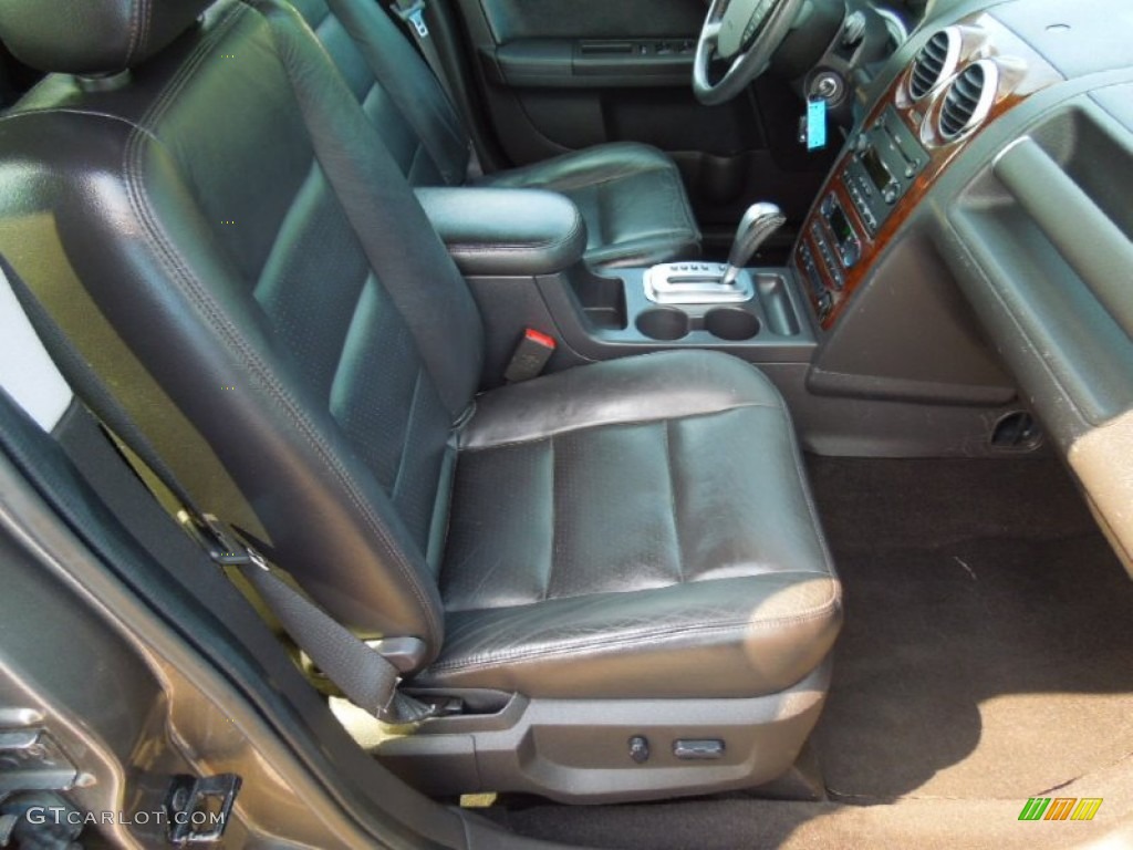 Black Interior 2005 Ford Freestyle Limited Photo #65759860