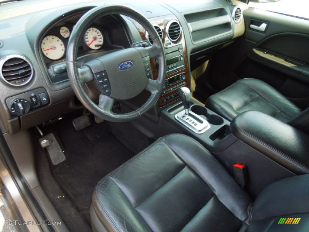 Black Interior 2005 Ford Freestyle Limited Photo #65759908