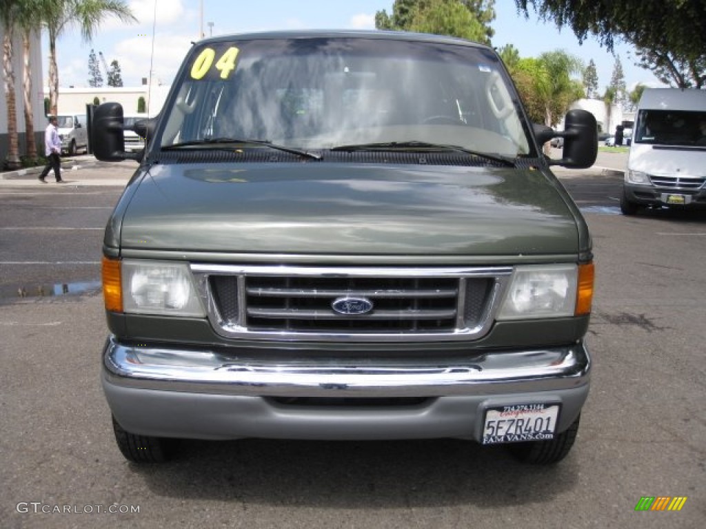 2004 E Series Van E350 Super Duty XLT Passenger - Estate Green Metallic / Medium Pebble photo #2