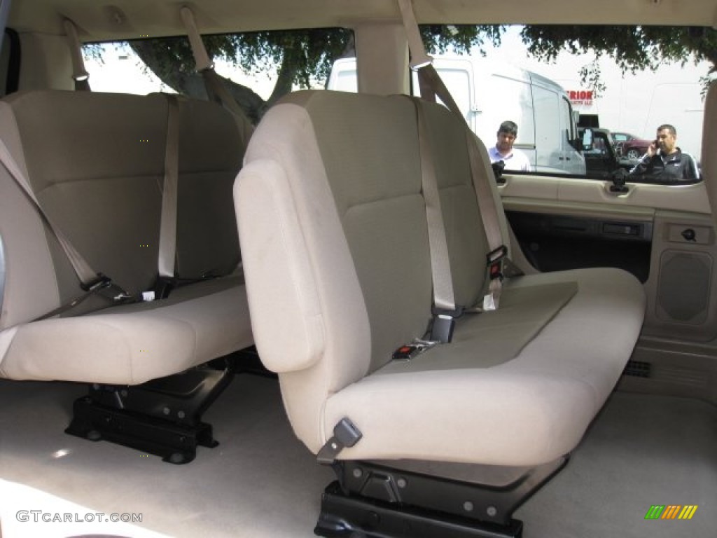 2004 E Series Van E350 Super Duty XLT Passenger - Estate Green Metallic / Medium Pebble photo #7