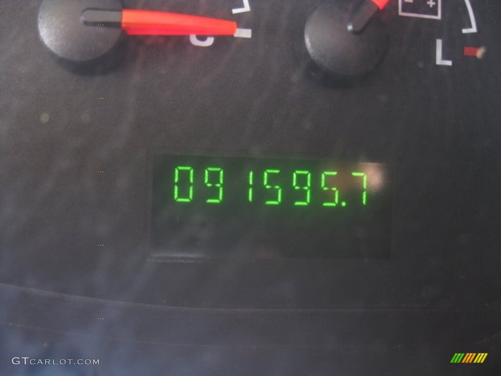 2004 E Series Van E350 Super Duty XLT Passenger - Estate Green Metallic / Medium Pebble photo #12