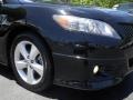 Black - Camry SE Photo No. 2