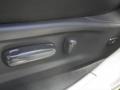 Black - Camry SE Photo No. 26
