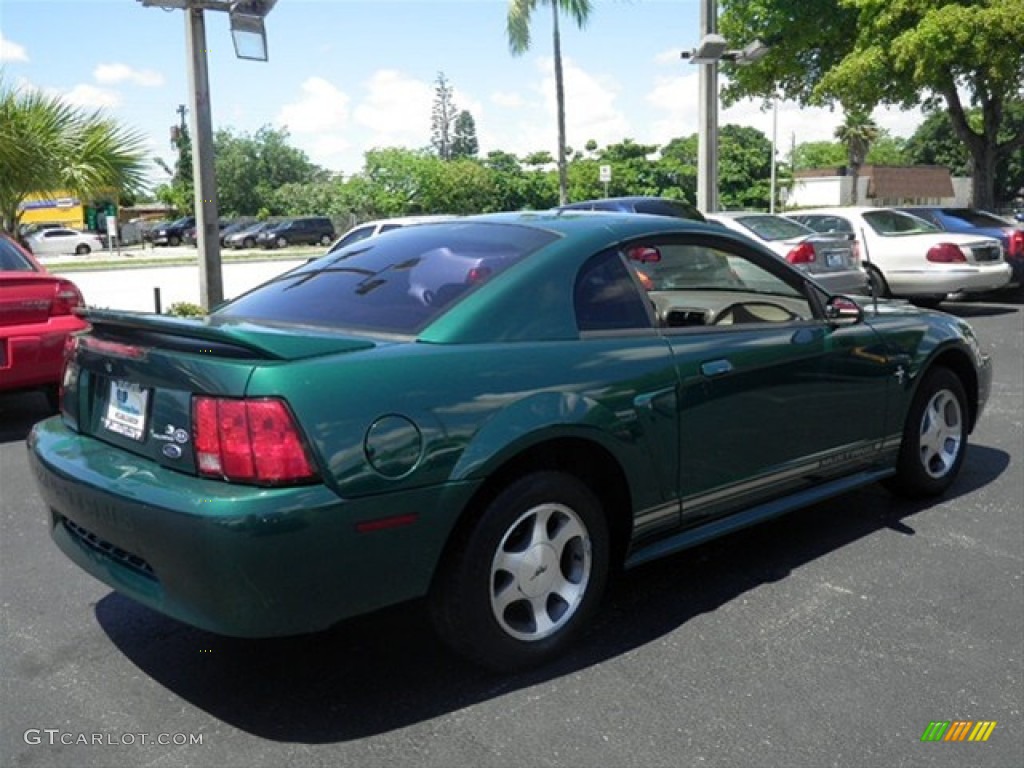 2000 Mustang V6 Coupe - Amazon Green Metallic / Medium Parchment photo #11