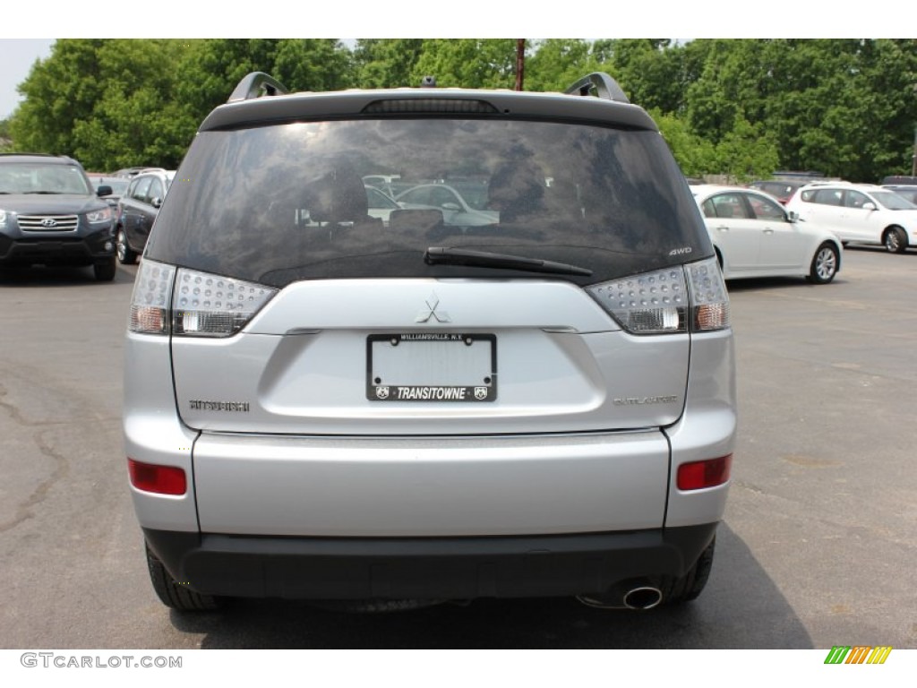 Cool Silver Metallic 2008 Mitsubishi Outlander ES 4WD Exterior Photo #65762248