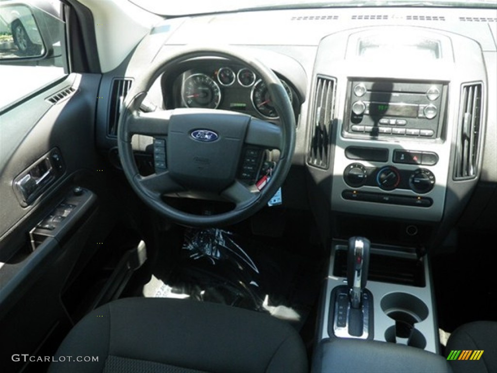 2010 Edge SE - Tuxedo Black Metallic / Charcoal Black photo #21