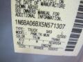 Radiant Silver - Titan SE King Cab 4x4 Photo No. 41