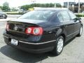 Deep Black - Passat 2.0T Sedan Photo No. 11