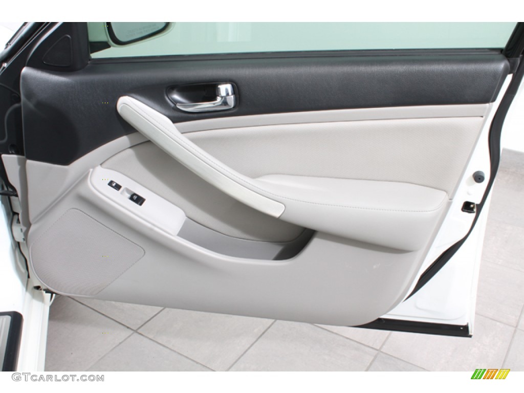 2006 Infiniti G 35 Sedan Stone Door Panel Photo #65767423