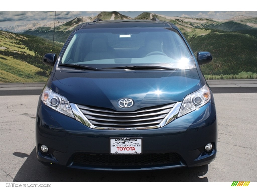 2012 Sienna XLE AWD - South Pacific Pearl / Light Gray photo #2